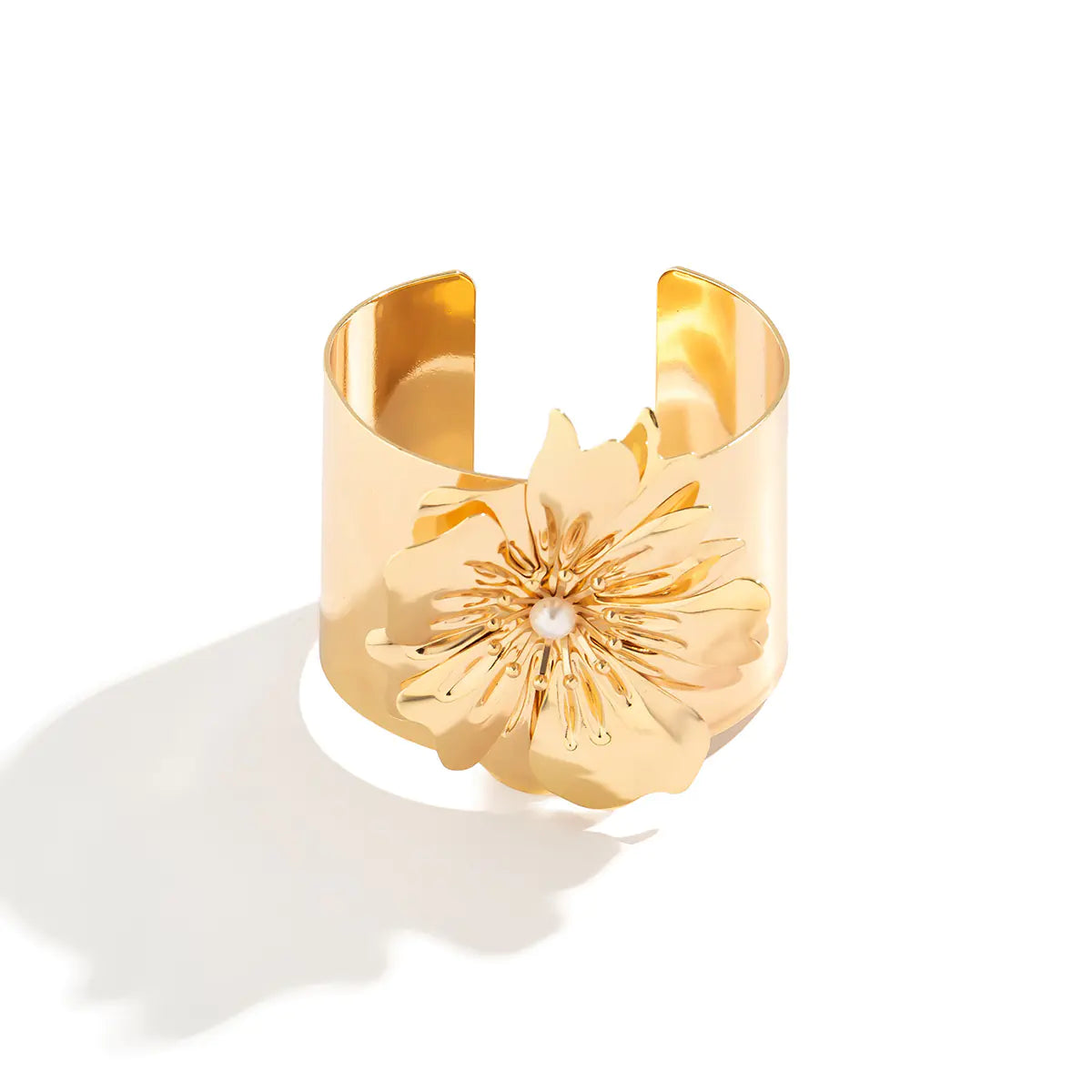 "High-Grade Metal Flower Bracelet for Women"