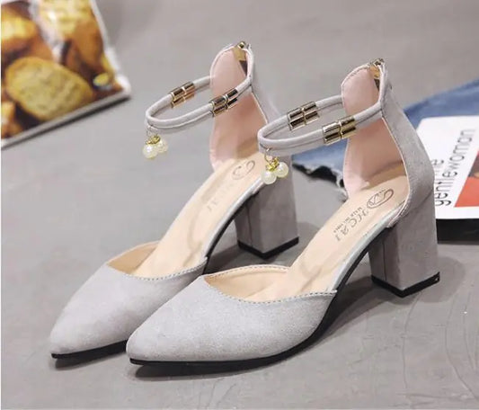 Chunky Heeled Closed-Toe Women's Sandals (2020)