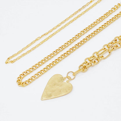 Heart Charm Layered Chain Necklace – Set van 3 Kettingen met Gehamerd Hart