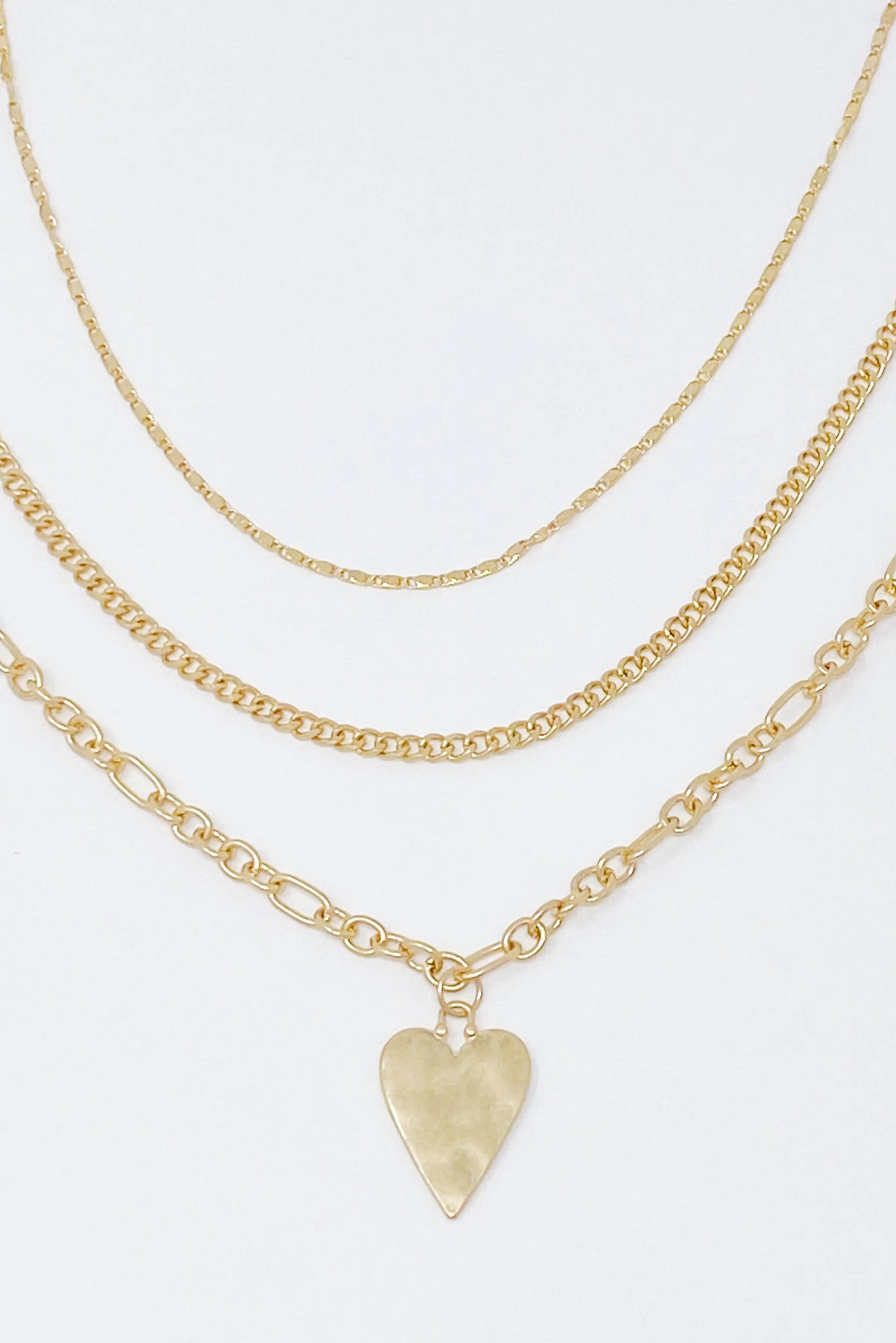Heart Charm Layered Chain Necklace – Set van 3 Kettingen met Gehamerd Hart