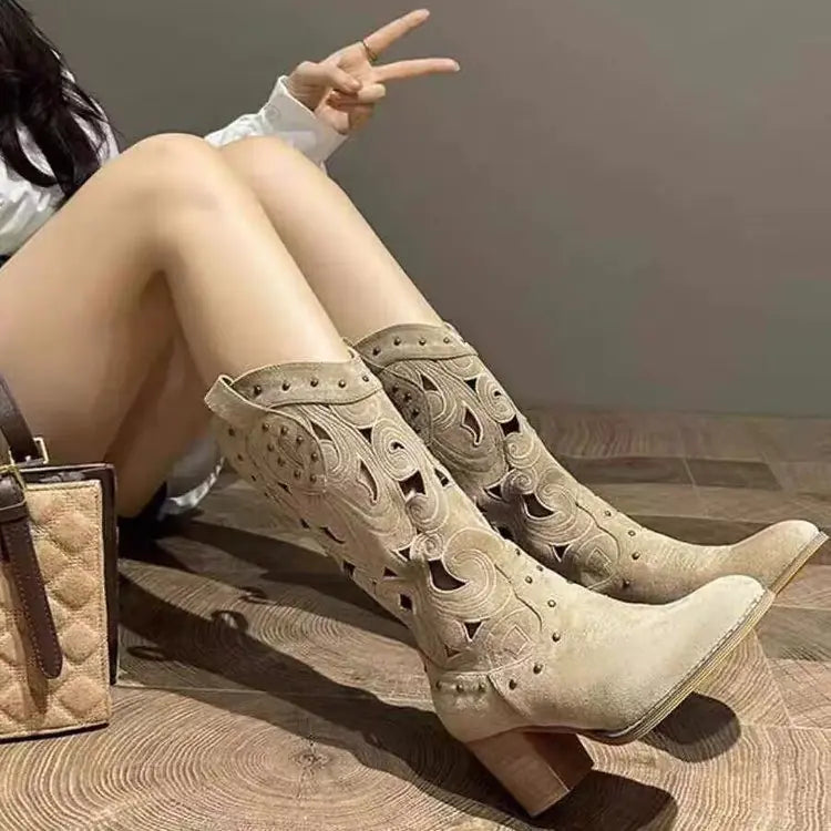 Western Cowboy Boots with Chunky Heel and Embroidery