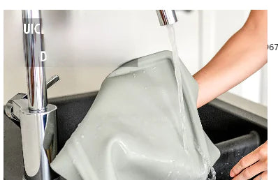 Children's High Chair with Waterproof Silicone Mat