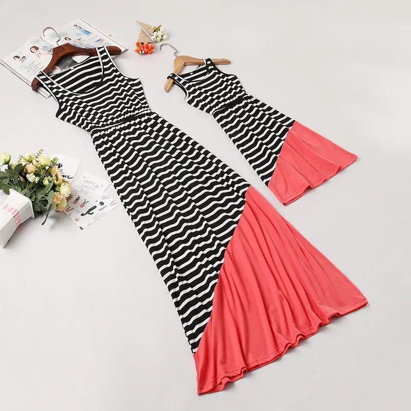 2020 Striped Family Matching Dresses for Mothers and Daughters