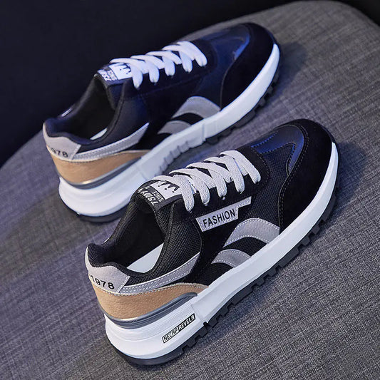 Fashionable Women's Light Breathable Casual Sneakers