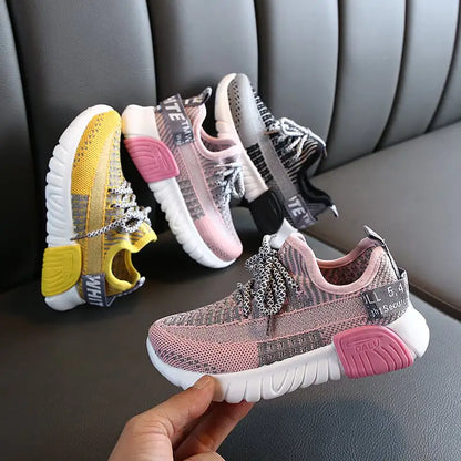 Children's Lightweight Mesh Sports Shoes for Leisure sizes from 26 to 37