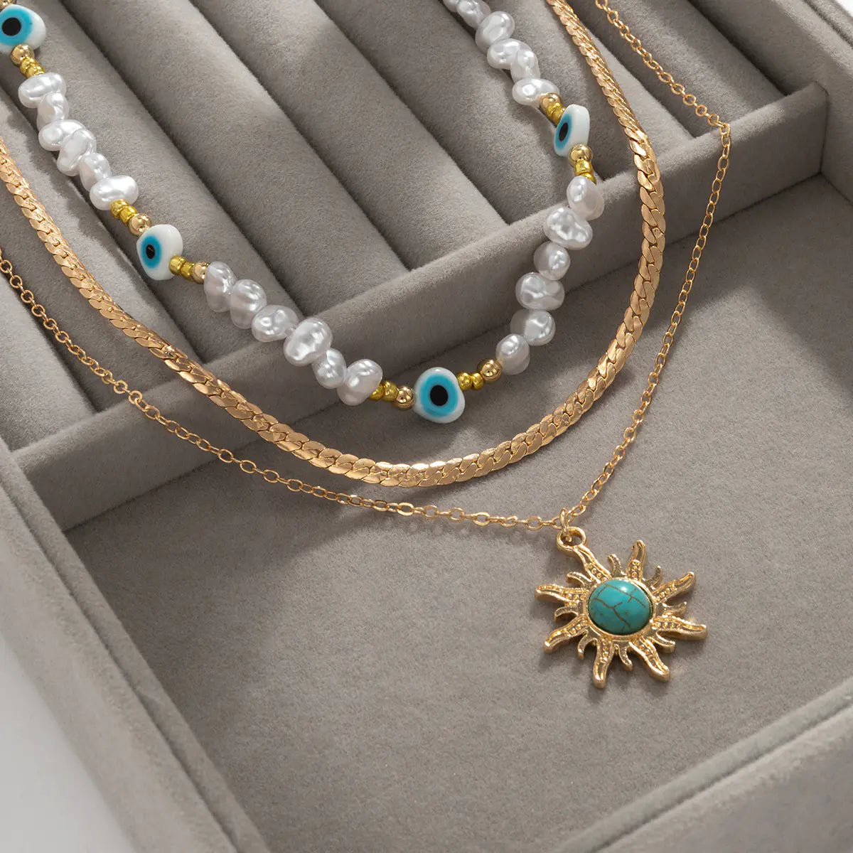 3pcs Vintage Baroque Pearl Sun Pendant Necklace Set