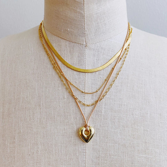 Perfectly Layered Heart & Chain Necklace – 4-Lagen Boho Chic