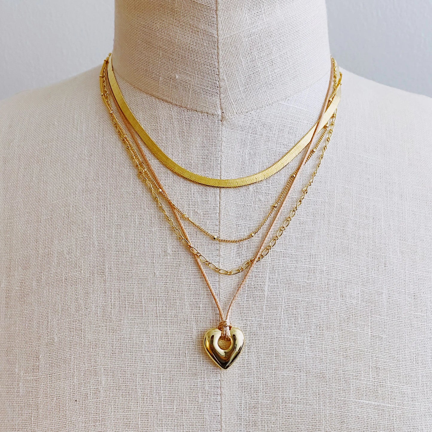 Perfectly Layered Heart & Chain Necklace – 4-Lagen Boho Chic