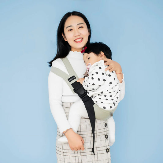 Lightweight Summer Baby Sling for Easy Carrying